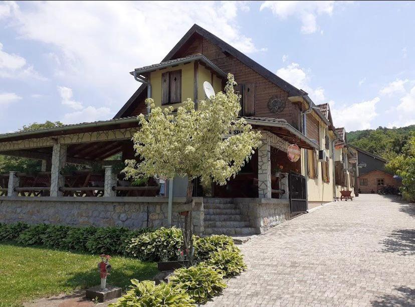 Forest Camp Despotovac Exterior foto